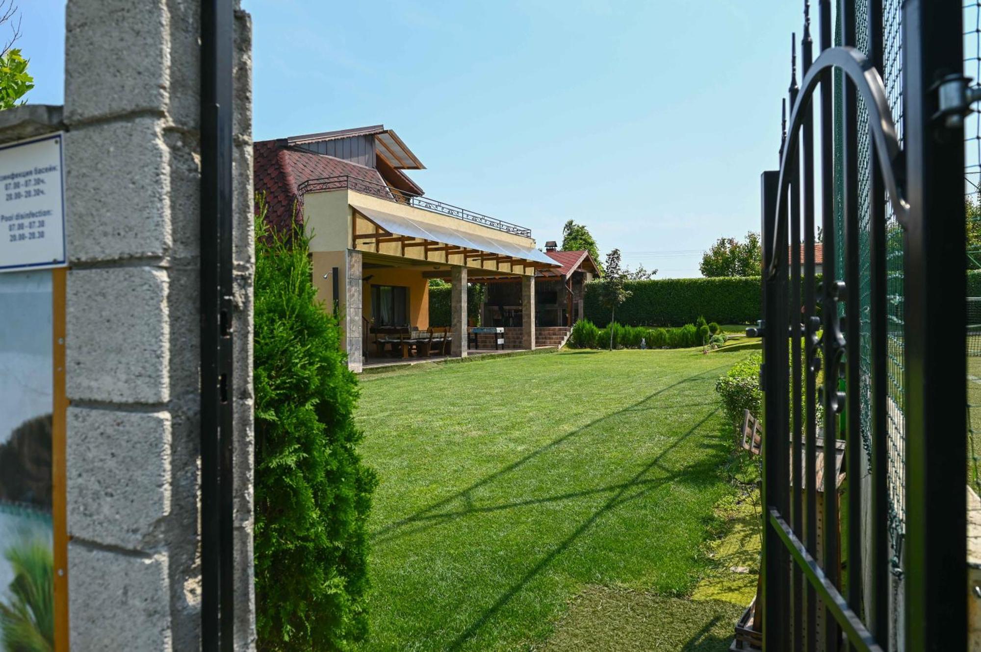 Guest House Erida Trastenik Exterior foto